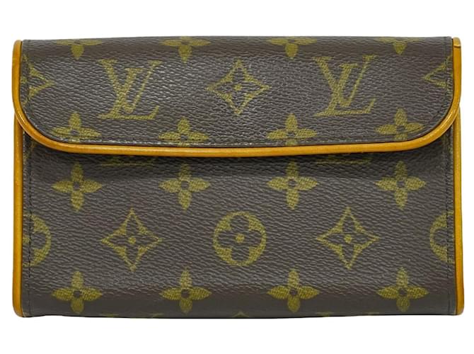 Louis Vuitton Florentine Brown Cloth  ref.1945159