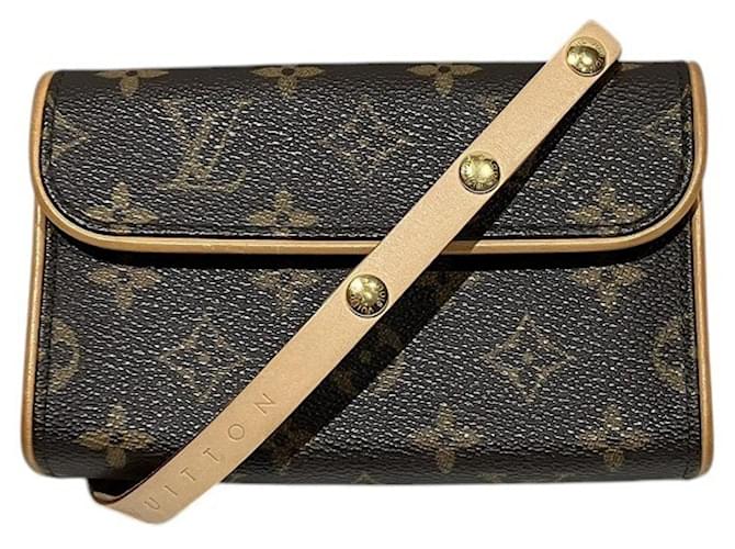 Louis Vuitton Florentine Marrom Lona  ref.1945284