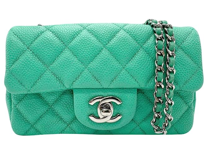 Chanel Timeless Green Leather  ref.1945339