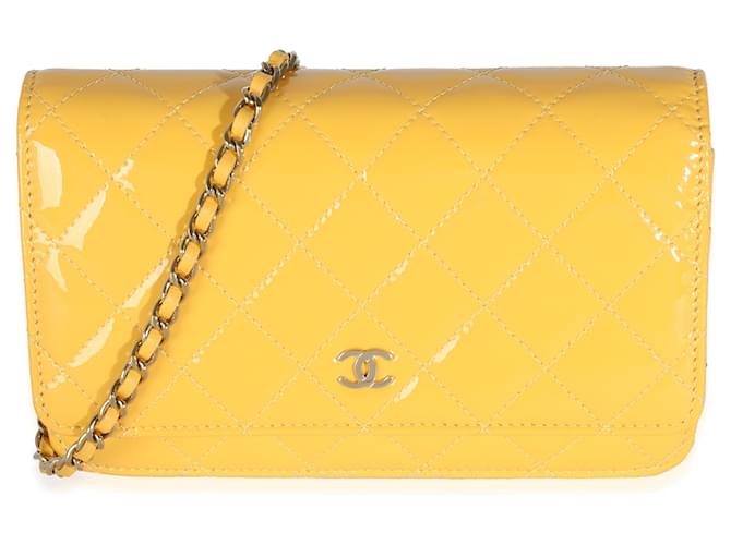 Chanel 23A Yellow Quilted Patent Classic Wallet On Chain Patent leather  ref.1945717
