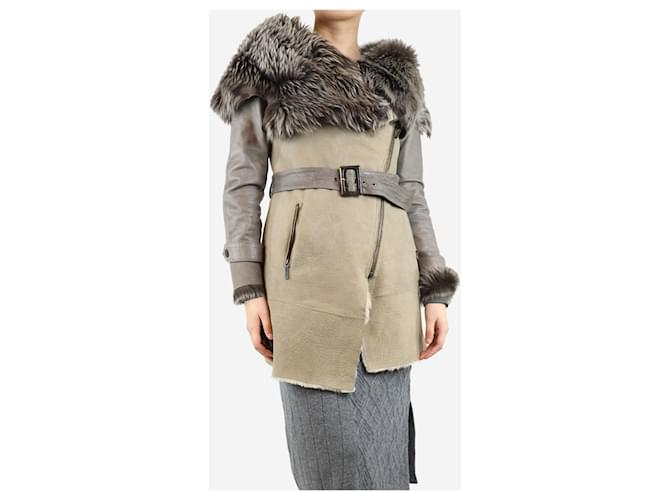 Autre Marque Grey and neutral belted shearling jacket - size UK 10 Leather  ref.1946242