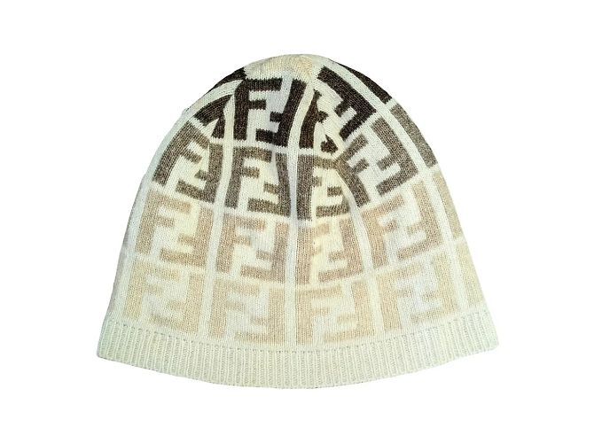 Fendi hat in cashmere and wool, beige, FF monogram.