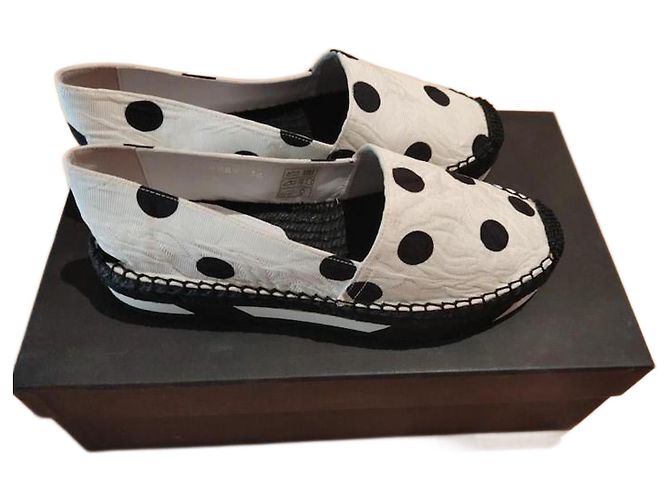 Alpargatas Dolce & Gabbana Brancas de Poá em Nylon Branco