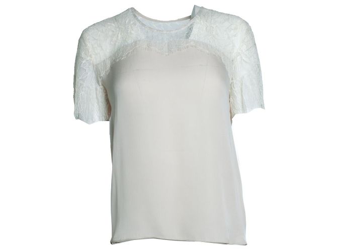 Fenn Wright Mason Mason, fez um top de renda