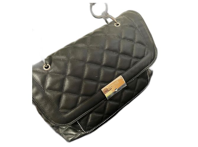 Bolsa de ombro Guess em couro preto