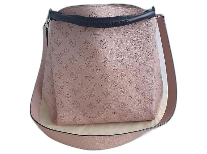 Louis Vuitton Babylone Mahina Schultertasche Rosa