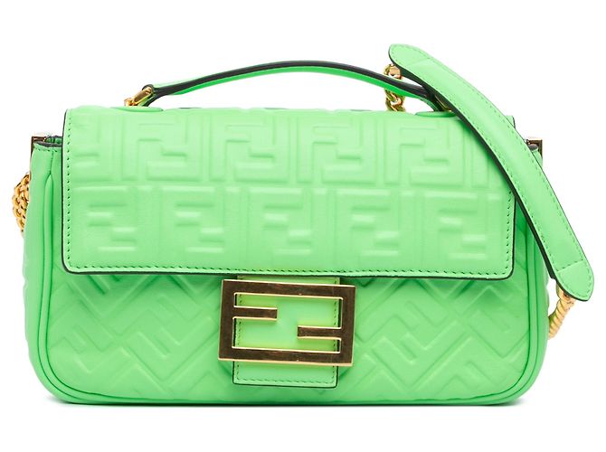 Fendi Baguette Midi em couro estampado Zucca verde com corrente Verde claro