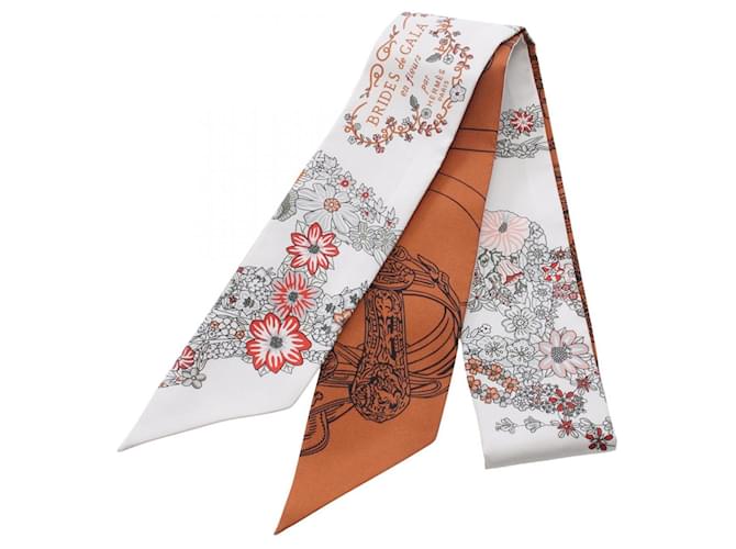 HERMES ツイリー Brides de Gala en Fleurs Twilly 直営店包装 Brides de Gala en Fleurs Twilly | Hermès Czech Republic