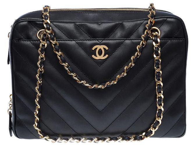 CHANEL Camera Bag in Black Leather - 102439