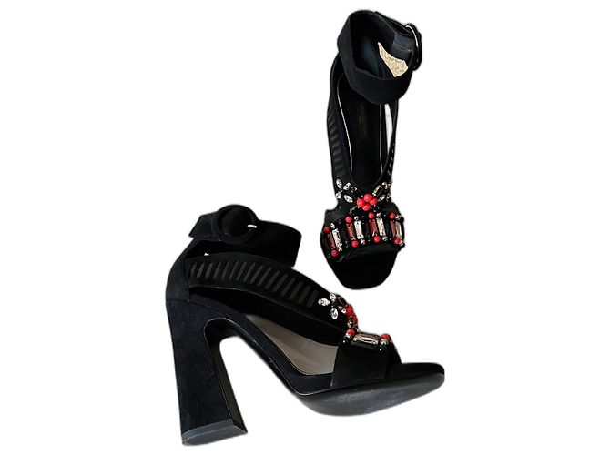 Louis Vuitton High Heels aus schwarzem Leder mit Steinen