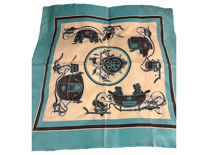 Hermès Foulards Soie Vert clair  ref.1990815