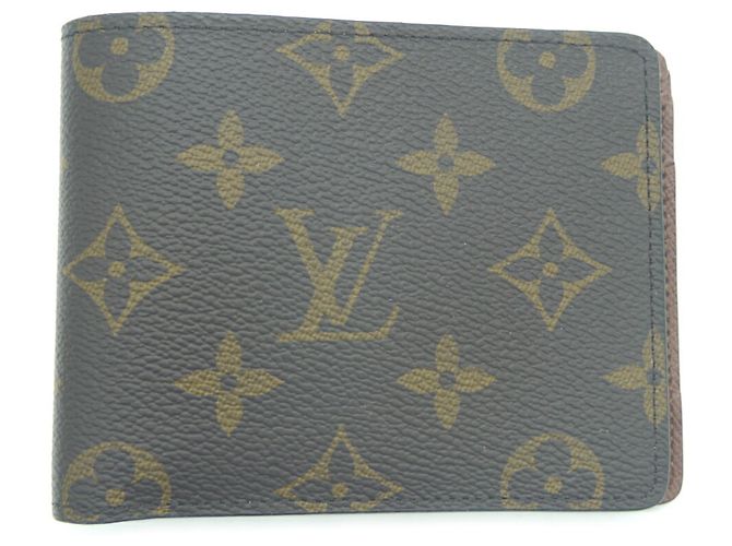 Louis Vuitton Monogram Bi-fold Wallet