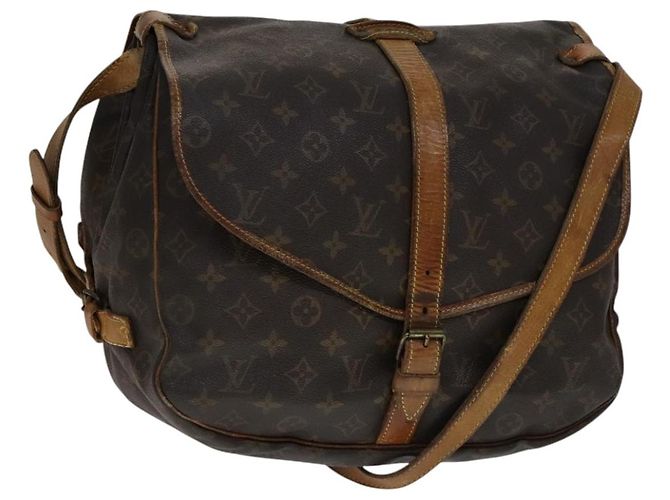 LOUIS VUITTON Monogram Saumur 35 Shoulder Bag M42254 LV Auth ki5377