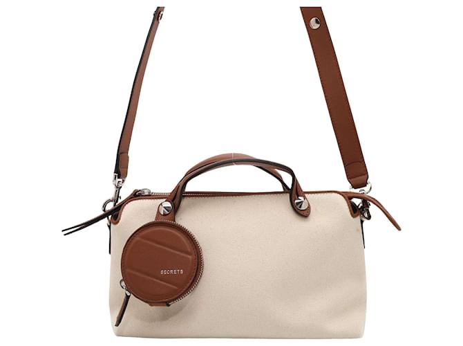 Fendi By the way Medium Beige Cloth  ref.2004232