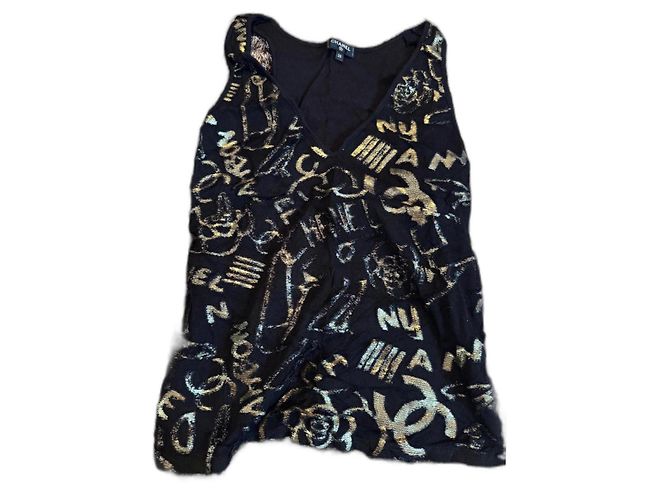 Top Chanel con Logo Graffiti in Cotone Nero