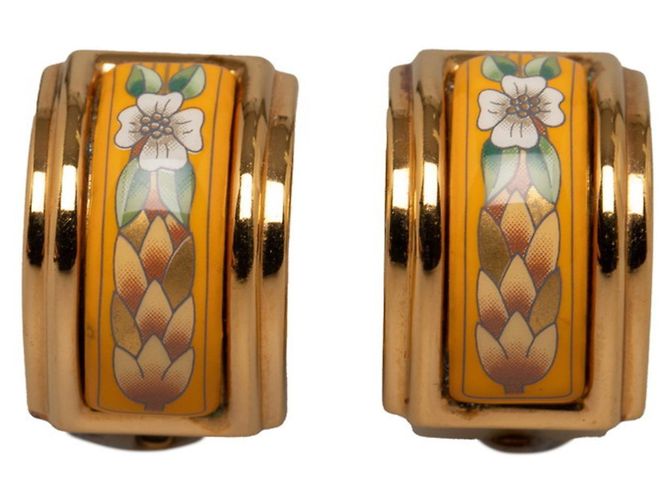Hermès Boucles d'oreilles en émail cloisonné plaquées or Hermes Doré 