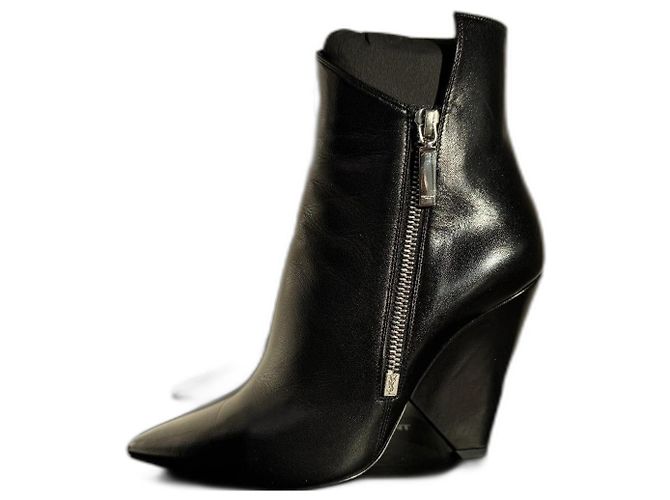 Botas Niki Saint Laurent Paris talla 37,5 negras Negro Hardware de plata