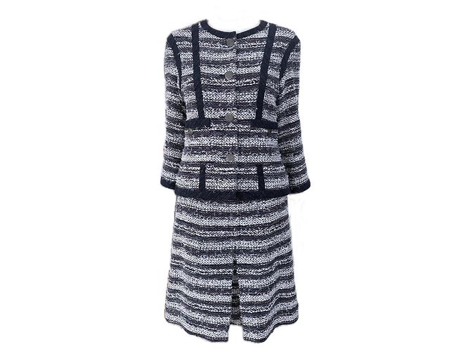 Chanel Paris / Cingapura Botões CC Conjunto Tweed Lesage 36 FR Multicor