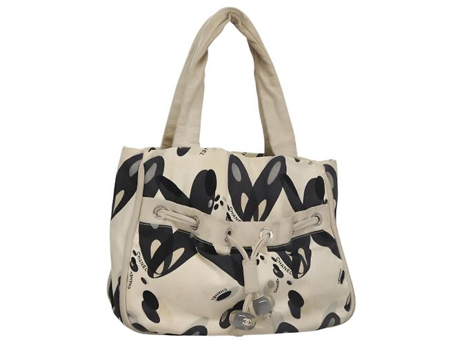 CHANEL Tote Bag Canvas White Black Silver CC Auth bs22011 Silvery