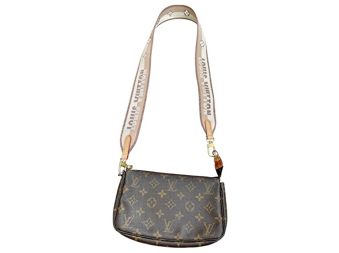 Louis Vuitton Pochette Accessoire Marrom de Tecido