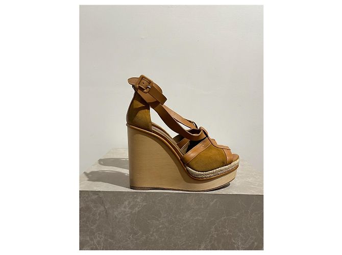 Hermès HERMES Sandalen T.EU 37 Leder Kamel