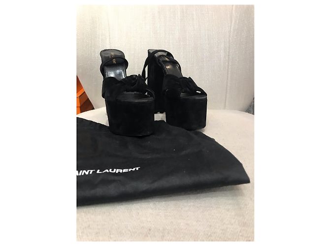 Sandali SAINT LAURENT T.EU 39.5 Camoscio Nero