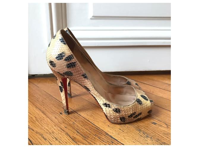 CHRISTIAN LOUBOUTIN Heels T.EU 37 Exotic leathers Beige  ref.2014234