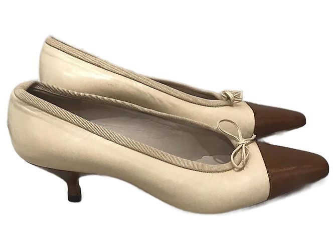 CHANEL Absätze T.EU 37.5 Leder Beige