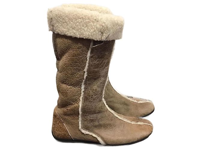 Botas PRADA T.EU 37 Couro Bege