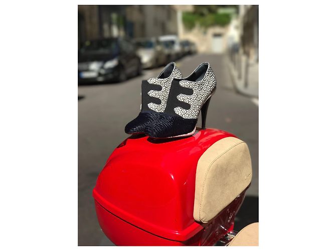 FENDI Ankle boots T.EU 38 Leather Navy blue