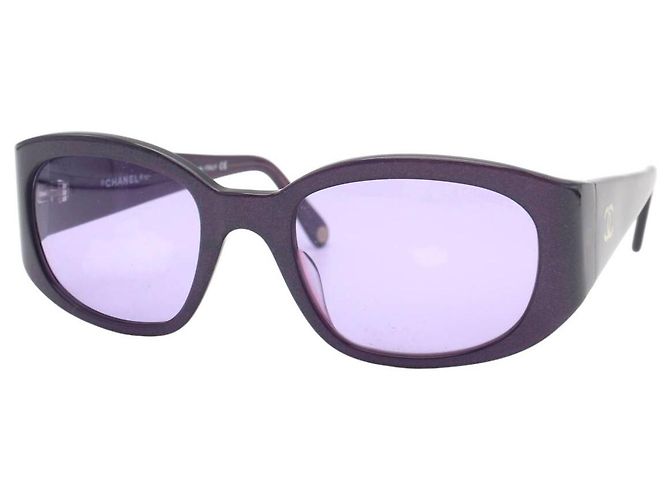Occhiali da sole Chanel con logo CC in oro colorato di viola D'oro Porpora
