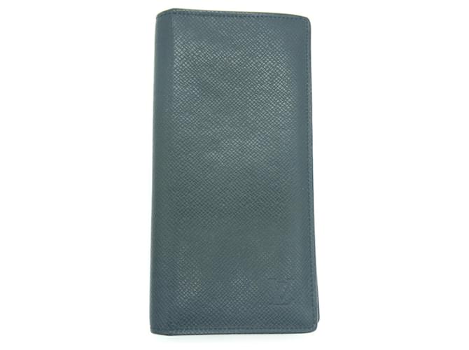Louis Vuitton Taiga Portefeuille Brazza Noir Black Leather  ref.2020267