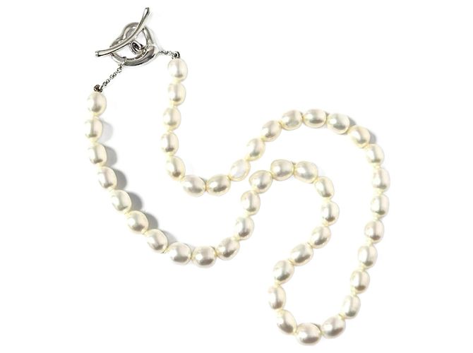 Elsa Peretti Tiffany & Co Colar curto de pérolas Tiffany com pingente de coração aberto em prata 925