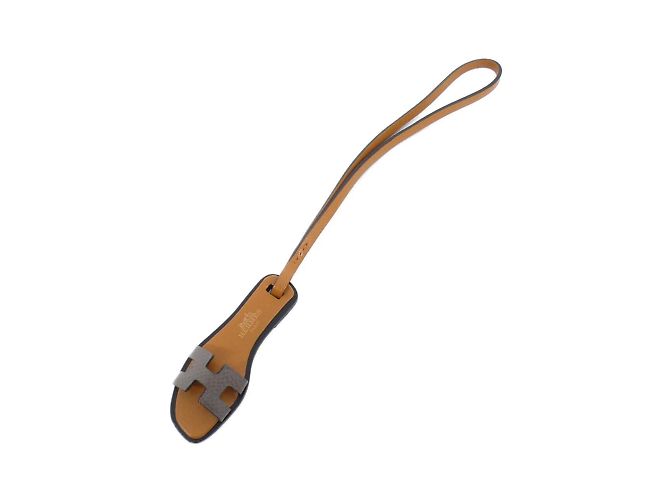 Charm per borsa Hermès Oran Nano Taupe