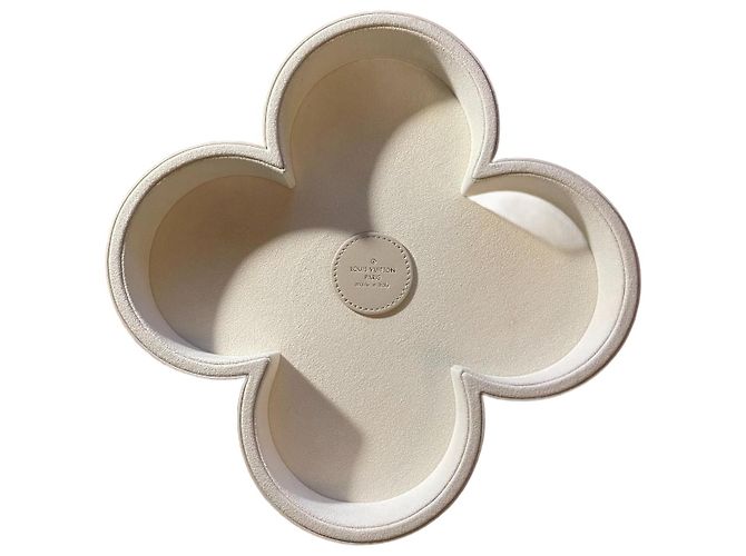 Louis Vuitton Vide Poche Fleur de Monogram Beige