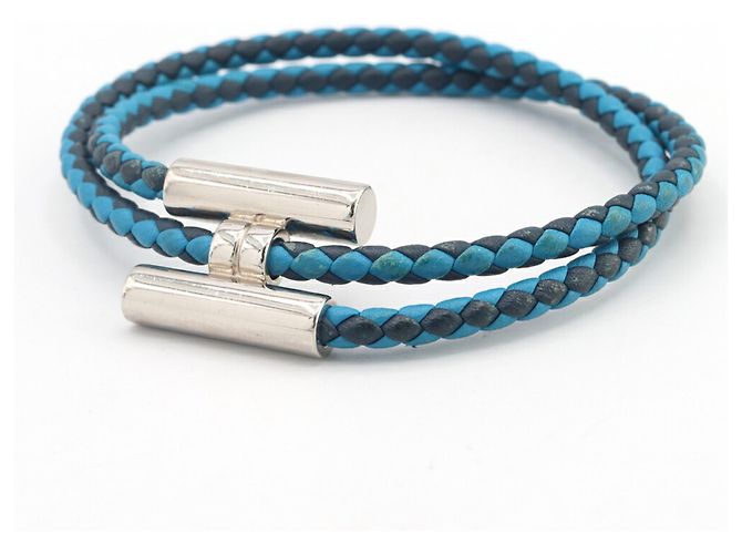 Hermès Pulseira charm Hermes em couro azul marinho e metal