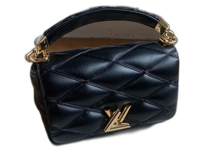 Louis Vuitton Go-14 PM M12004 neuf Noir