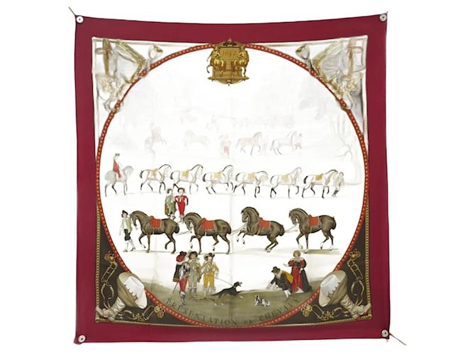 Hermès VINTAGE FOULARD HERMES PRESENTATION DES CHEVAUX 1ERE ED CARRE 90 SOIE SCARF Rouge  ref.2029178