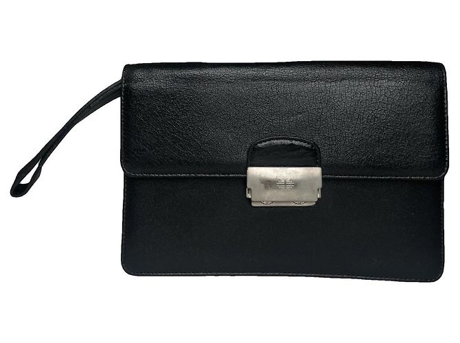 Clutch de couro preto Bow Cut da Givenchy