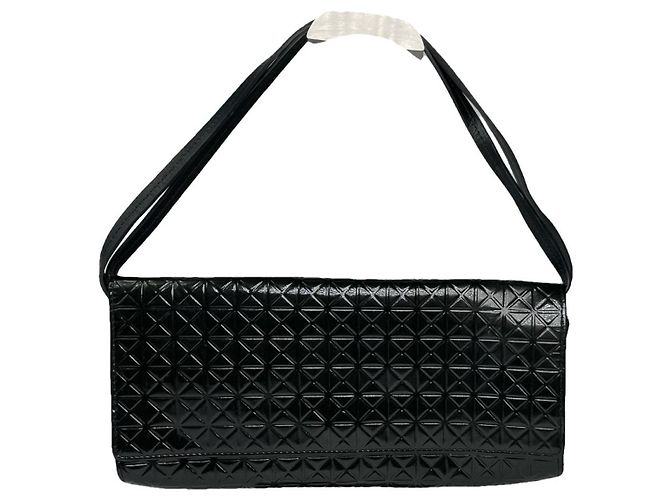 Pleats Please schwarze vegane Lederhandtasche