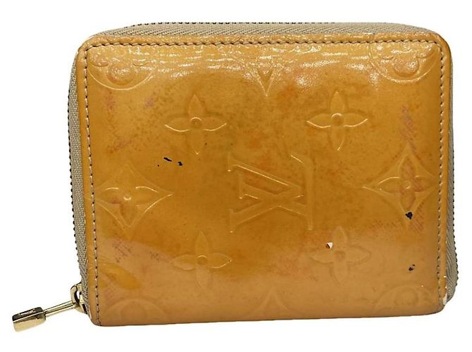 Cartera de cuero amarilla Zippy de Louis Vuitton Amarillo