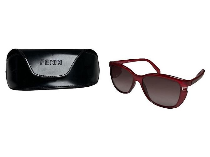 Fendi Red Plastic Sunglasses 