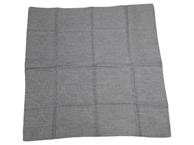 Bufanda de seda gris de Dior