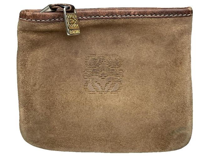Loewe T Pouch braune Leder-Clutch