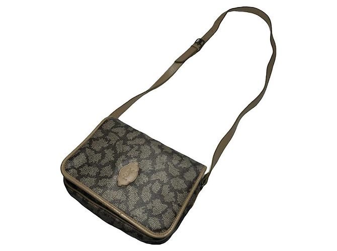 Yves Saint Laurent Black Leather Handbag 