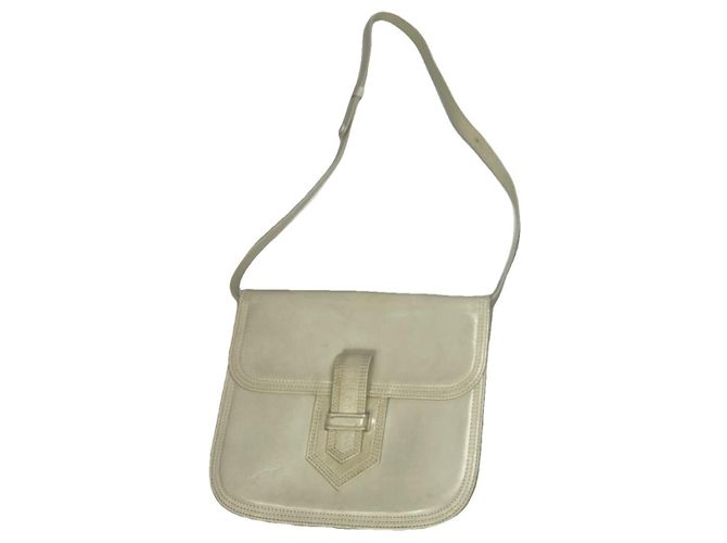 Yves Saint Laurent White Leather Handbag 