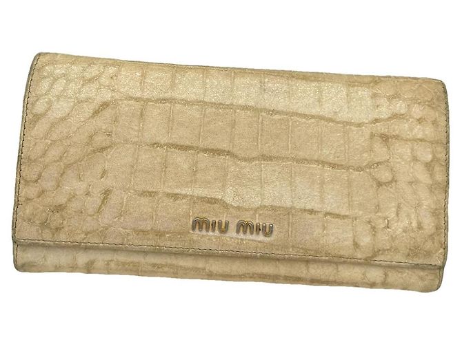 Miu Miu White Leather Wallet