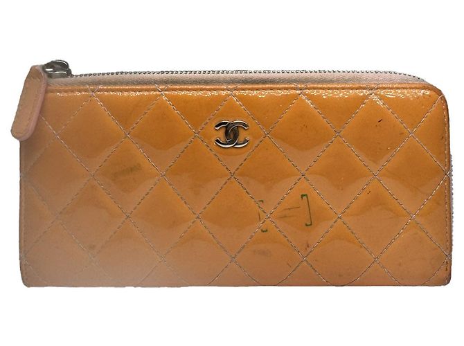 Chanel Timeless/Classique Orange Patent Leather Wallet