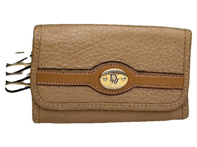 Sac en cuir beige Dior