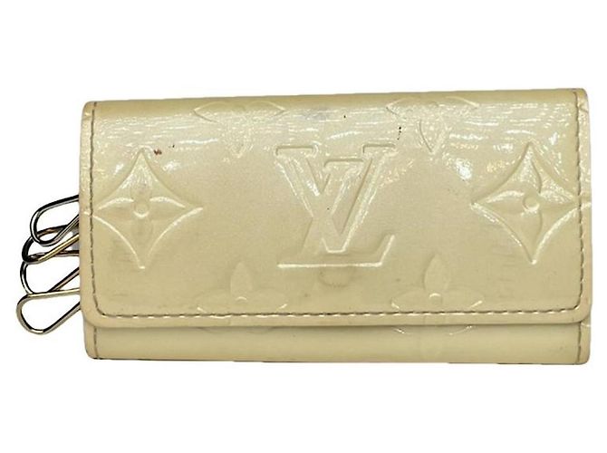 Bolsa de couro branco Lockme da Louis Vuitton